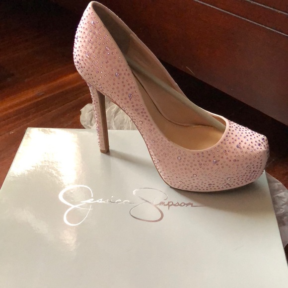 powder pink heels